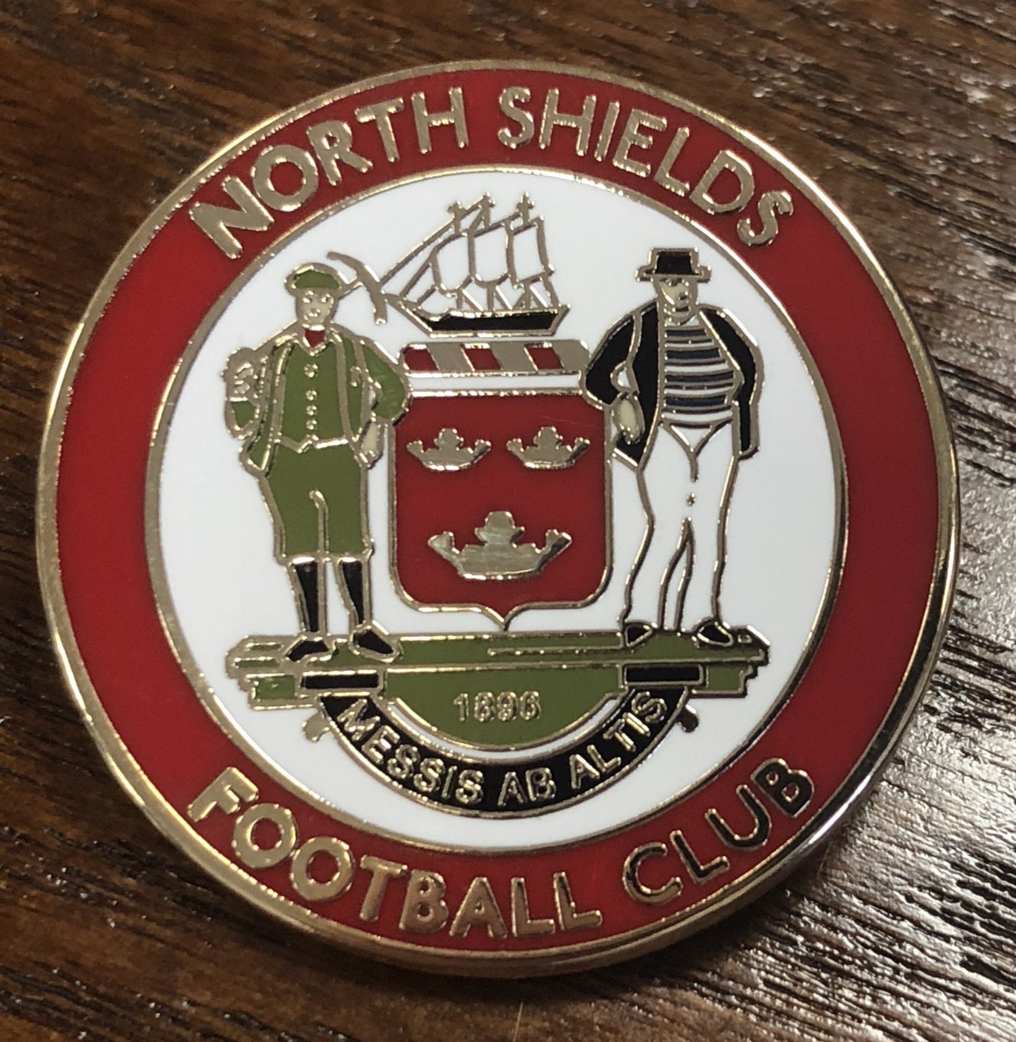 North Shields FC Pin Badge (Red)